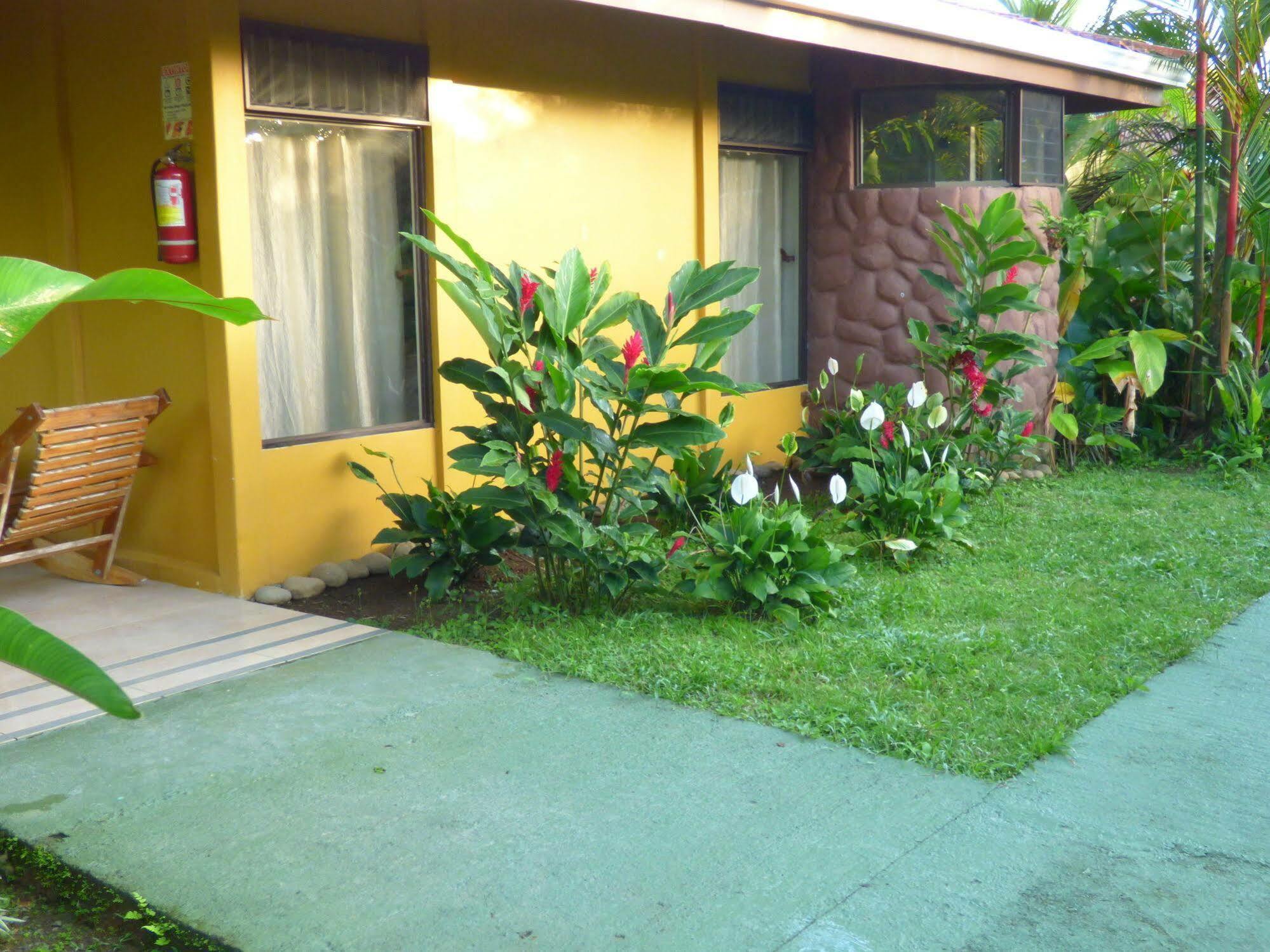 Hotel Catarata Rio Celeste Bijagua Exterior foto